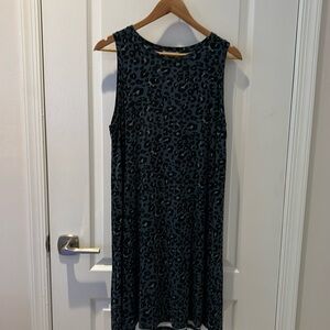 Sleeveless dress